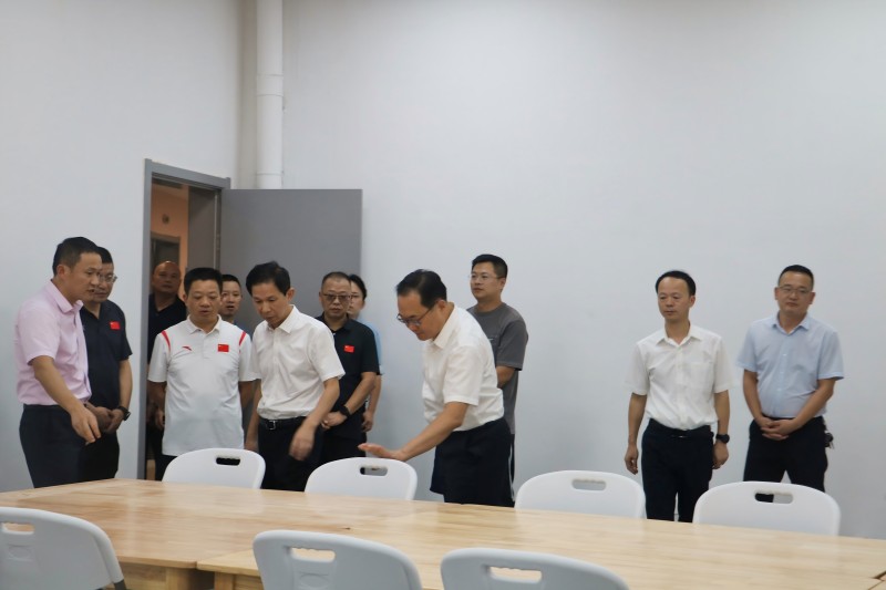 省體育局黨組書記、局長李小平在九江調(diào)研2024年WTA江西網(wǎng)球公開賽籌備工作情況